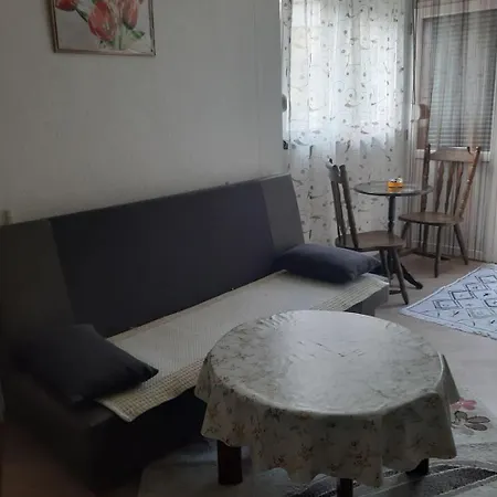Διαμέρισμα Nafo Bihać