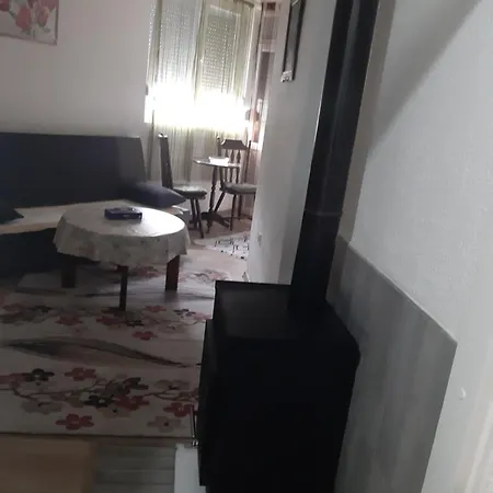 Apartman Nafo *