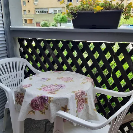 Nafo Apartman *