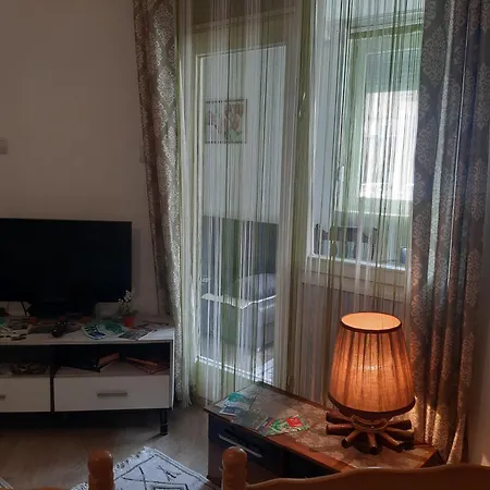 Apartman Nafo *