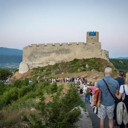Διαμέρισμα Nafo Bihać